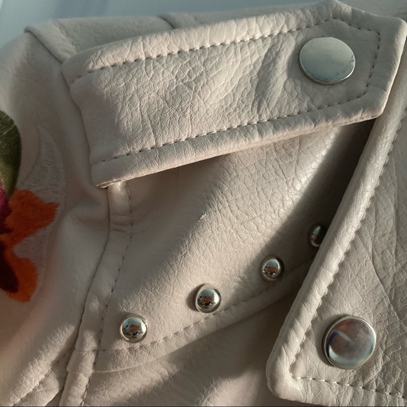 Gorgeous moto jacket by Romeo & Juliet! - Picture 3 of 9